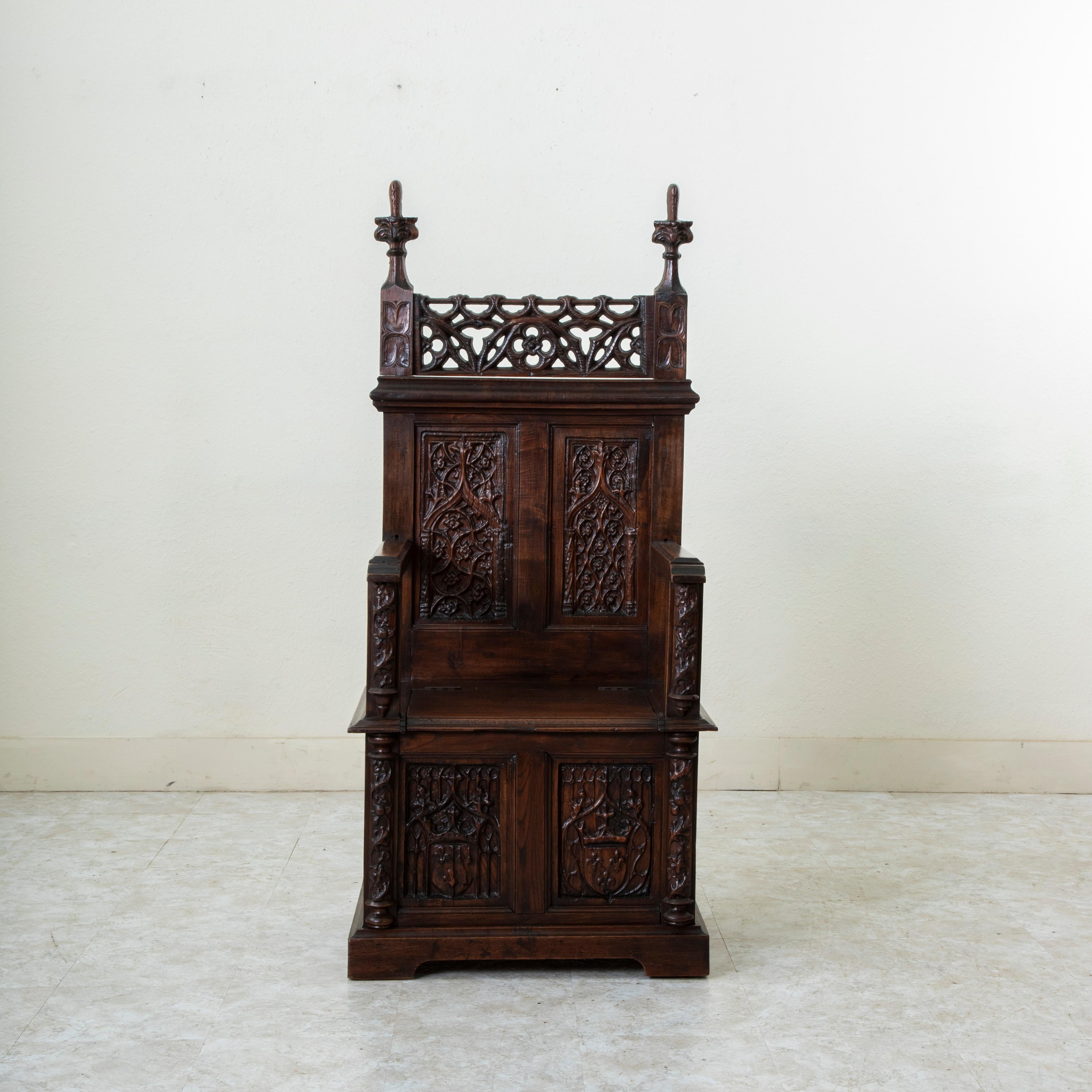 Image de Fauteuil en Oak sculpté à la main